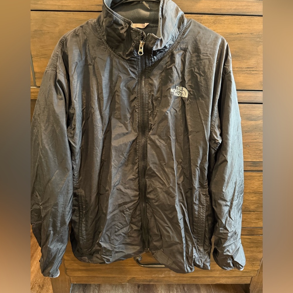 The North Face Men's Charcoal Windbreaker